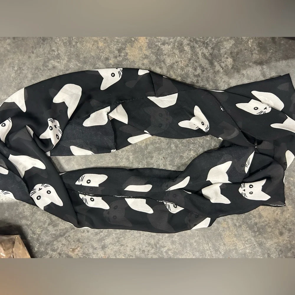 Cat scarf white black spooky Halloween cats kitty office work pets goth rescue - Picture 3 of 6